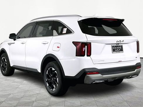 New 2026 Kia Sorento S image 4