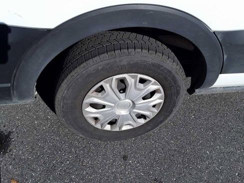 Used 2024 Ford Transit 350 XLT image 27