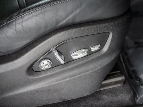 Used 2019 Porsche Cayenne image 45