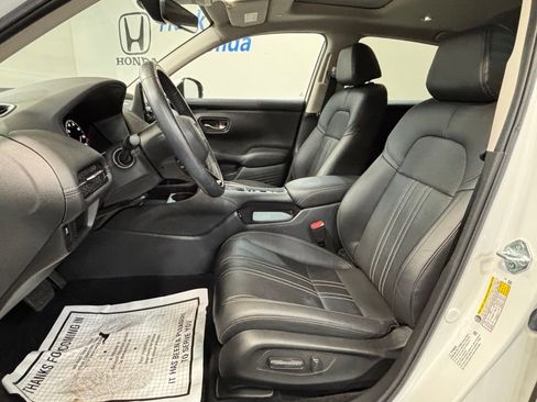 Certified 2024 Honda HR-V EX-L image 11