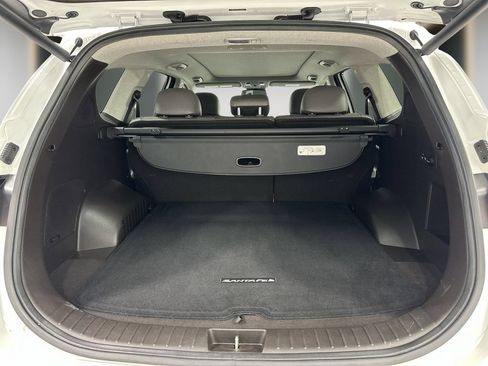 Used 2020 Hyundai Santa Fe SEL w/ Convenience + Premium Package FWD image 12