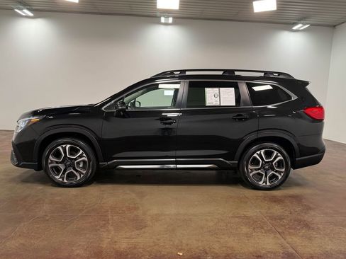 Used 2023 Subaru Ascent Limited AWD/4WD image 7