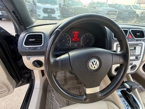 Used 2008 Volkswagen Eos Komfort FWD image 20