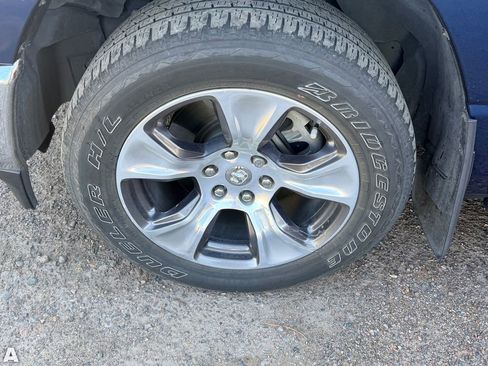 Used 2023 RAM 1500 Laramie AWD/4WD image 6