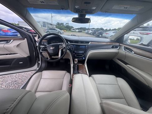 Used 2019 Cadillac XTS Luxury FWD image 13