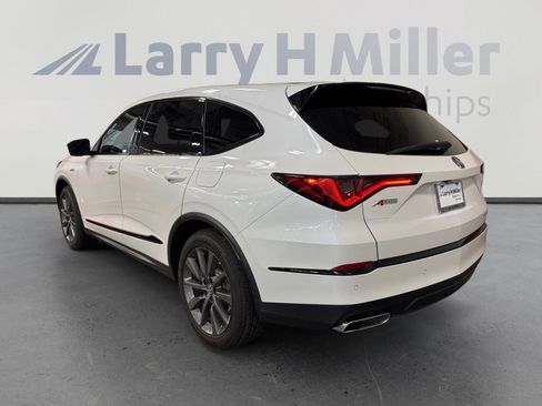 Used 2025 Acura MDX A-Spec image 3