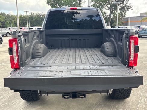 Used 2024 Ford F250 Lariat w/ Black Appearance Package AWD/4WD image 32
