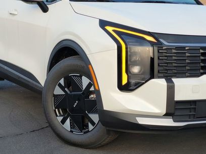 New 2026 Kia Sportage LX