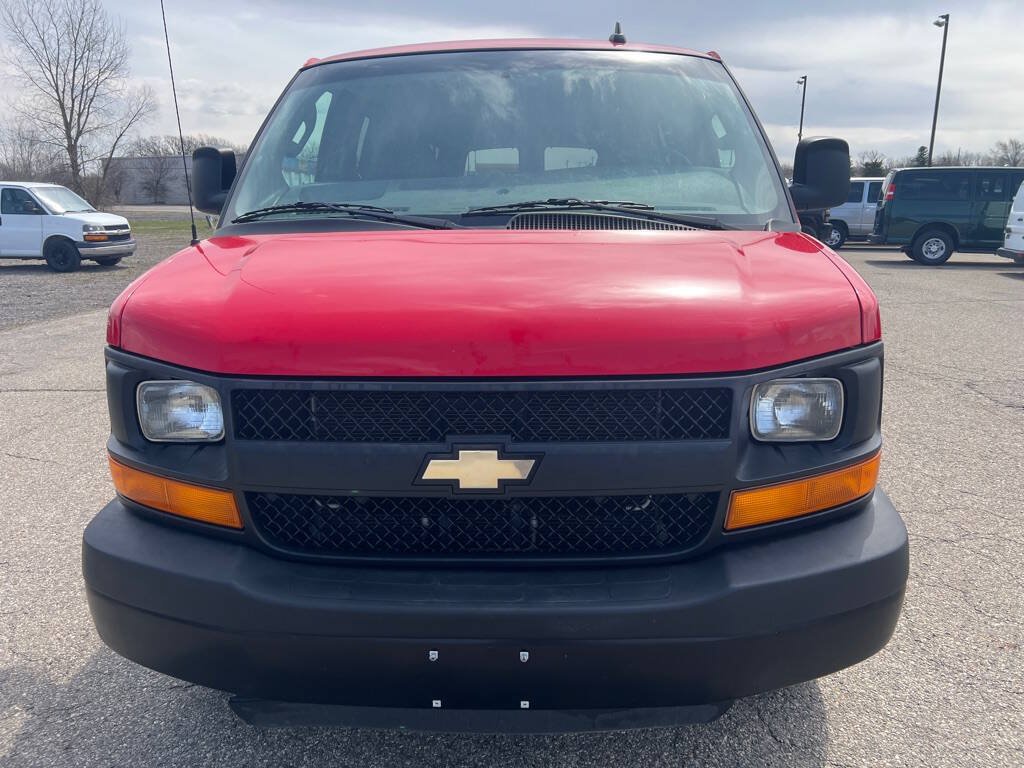 Used 2016 Chevrolet Express 3500 LS RWD image 9