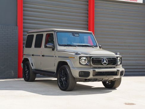 Used 2025 Mercedes-Benz G 580 w/ EQ Technology image 2