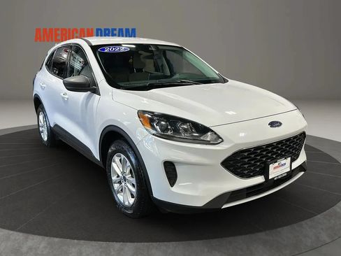 Used 2022 Ford Escape SE w/ Cold Weather Package AWD/4WD image 7