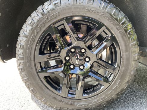 Used 2022 Chevrolet Silverado 1500 Custom Trail Boss w/ Safety Confidence Package AWD/4WD image 42