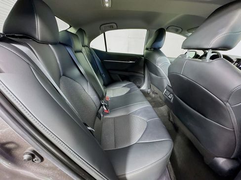 Used 2023 Toyota Camry XLE image 31
