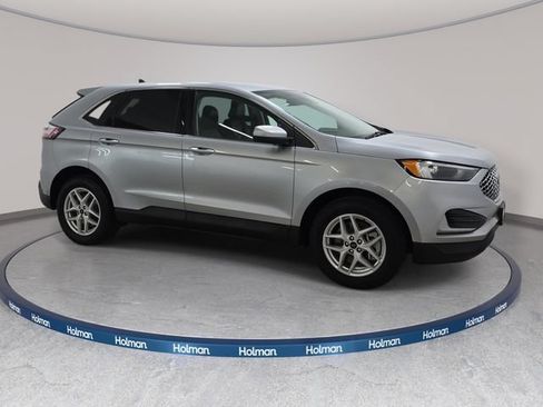 Certified 2024 Ford Edge SEL AWD/4WD image 3