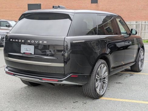 New 2026 Land Rover Range Rover Long Wheelbase SE AWD/4WD image 2