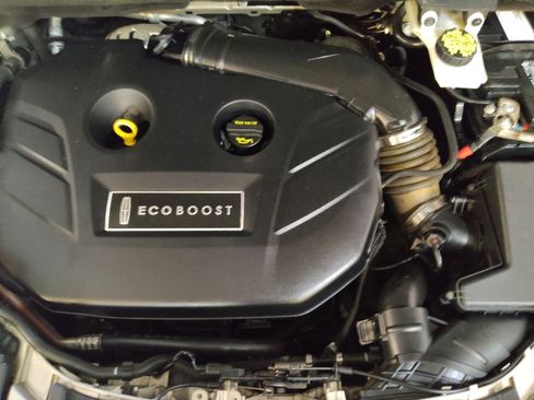 Used 2015 Lincoln MKC FWD image 30