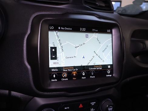 Used 2023 Jeep Renegade Latitude image 29