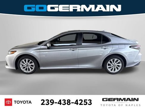 Used 2024 Toyota Camry LE w/ Convenience Package FWD image 3