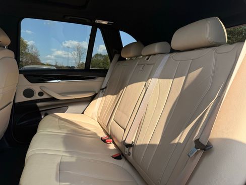 Used 2018 BMW X5 xDrive35i AWD/4WD image 30