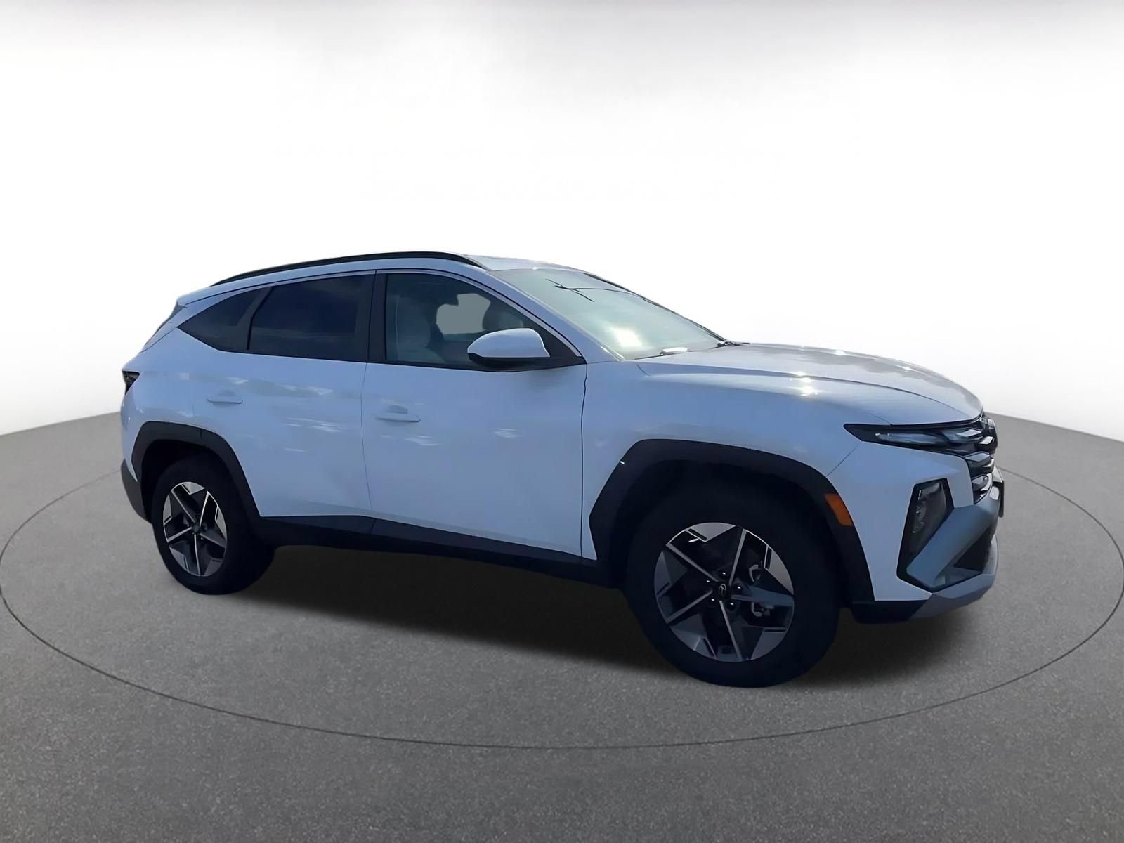 Used 2025 Hyundai Tucson SEL AWD/4WD image 2