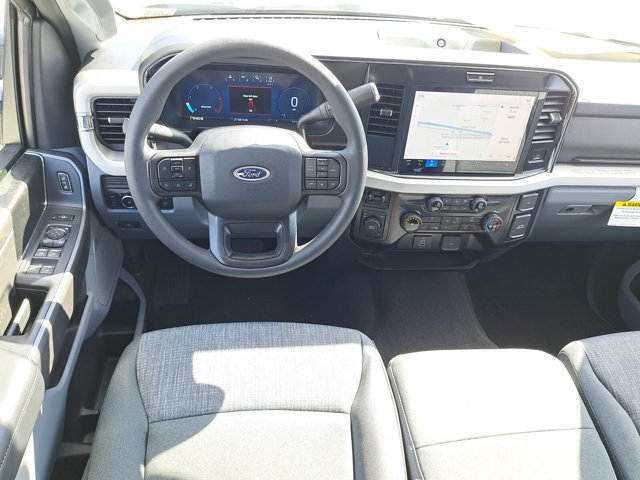 New 2026 Ford F350 XLT w/ XLT Premium Package AWD/4WD image 11