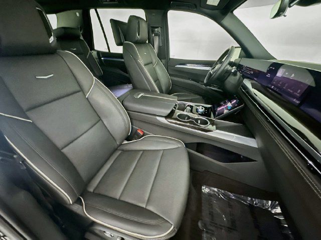Used 2026 Cadillac Escalade Luxury w/ Touring Package RWD image 31