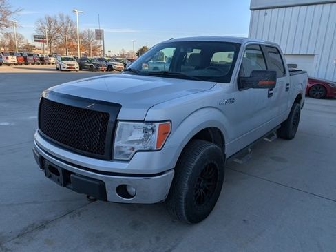 Used 2014 Ford F150 XLT w/ XLT Chrome Package image 19