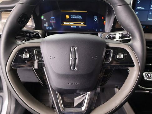 New 2026 Lincoln Corsair Reserve w/ Jet Appearance Package FWD image 3