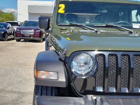 Used 2022 Jeep Wrangler Unlimited Sport AWD/4WD image 7