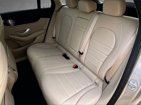 Used 2020 Mercedes-Benz GLC 300 4MATIC image 21