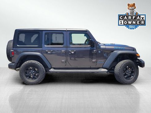 Used 2024 Jeep Wrangler Unlimited AWD/4WD image 3