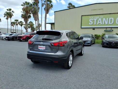 Used 2019 Nissan Rogue Sport S w/ Appearance Package FWD image 8