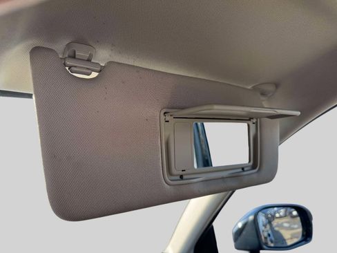 Used 2024 Honda HR-V LX image 30