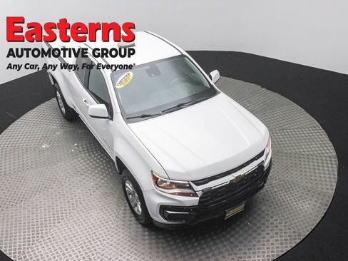 Used 2022 Chevrolet Colorado LT w/ Fleet Safety Package RWD image 3