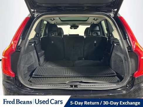 Used 2020 Volvo XC90 T6 Momentum w/ Protection Package image 28