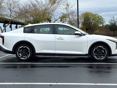 Certified 2025 Kia K4 EX image 3