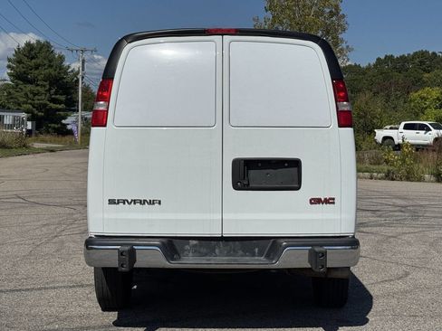Used 2020 GMC Savana 2500 w/ Driver Convenience Package image 4