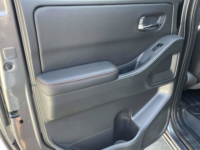 Used 2025 Nissan Frontier PRO-4X w/ Pro Premium Package AWD/4WD image 7