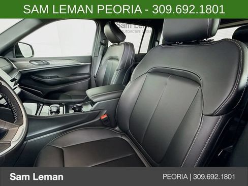 New 2026 Jeep Grand Cherokee Limited w/ Limited Altitude Package AWD/4WD image 21