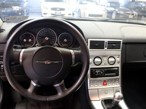 Used 2007 Chrysler Crossfire Coupe image 35