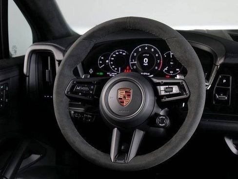 New 2026 Porsche Cayenne GTS AWD/4WD image 16