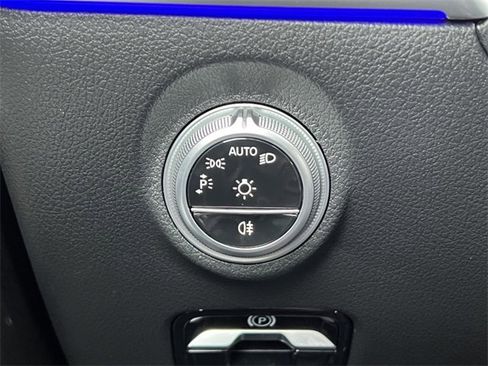 Certified 2025 Mercedes-Benz C 300 4MATIC Sedan image 19