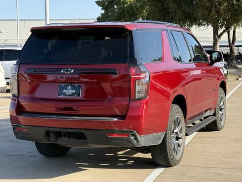 Used 2024 Chevrolet Tahoe Z71 w/ Luxury Package AWD/4WD image 4
