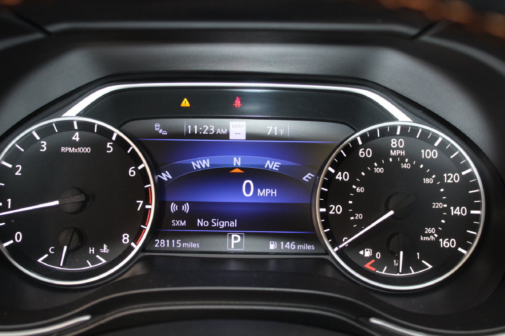 Used 2023 Nissan Maxima SR w/ Sport Mat Group FWD image 31