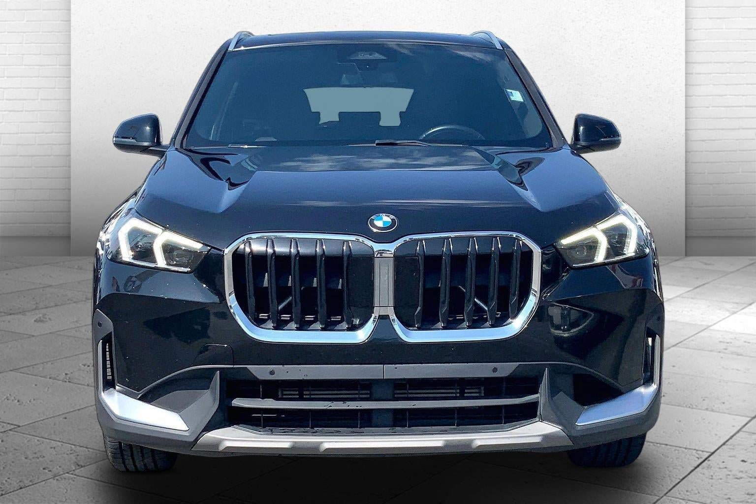 Used 2023 BMW X1 xDrive28i w/ Convenience Package AWD/4WD image 2