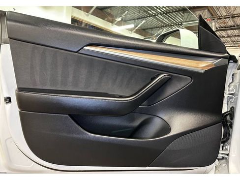 Used 2022 Tesla Model 3 Long Range AWD/4WD image 19