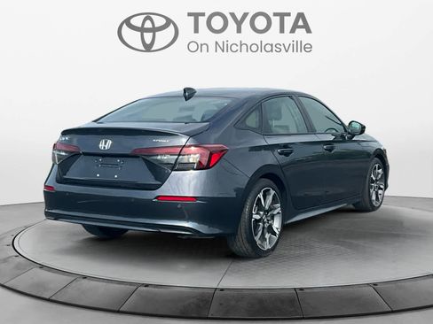 Used 2025 Honda Civic Sport Touring image 6