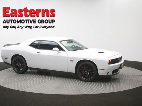 Used 2018 Dodge Challenger R/T w/ Blacktop Package RWD image 45