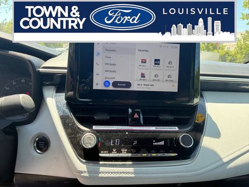 Used 2024 Toyota Corolla SE FWD image 17