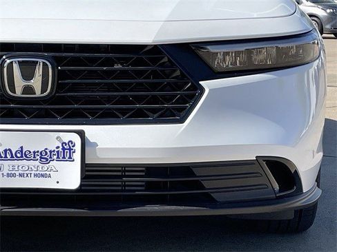 New 2025 Honda Accord SE image 7